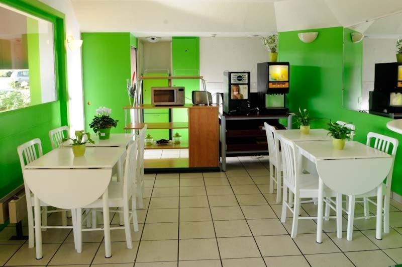 Lemon Hotel - Mery Sur Oise/Cergy المظهر الخارجي الصورة